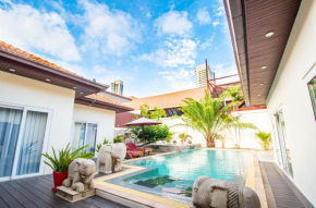 Seaside Villa 2 Pools,beach@50m